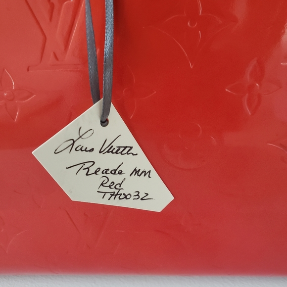 Louis Vuitton The Reade Tall MM Vernis LV Monogram purse - Picture 6 of 13